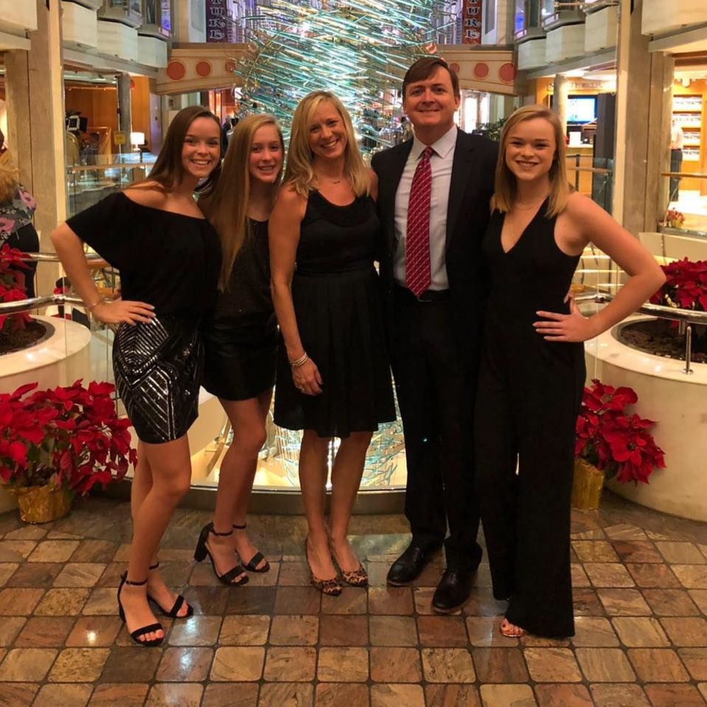 Meet your Posher, Robin